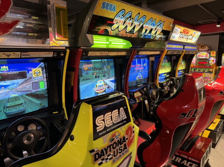 Find classic arcade racers like Daytona, Scud Race and Sega Touring Car at RETRO:G