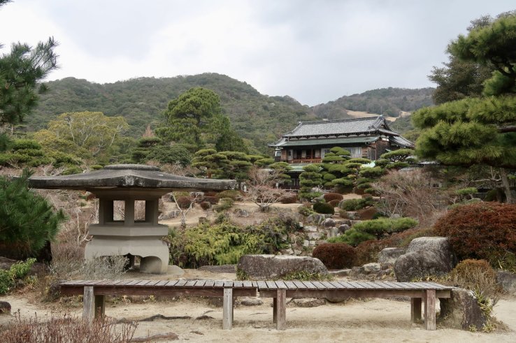 Mohri residence surrounded by the Mohri Garden