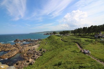 The views along the trail are spectacular