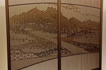 Picture in wood