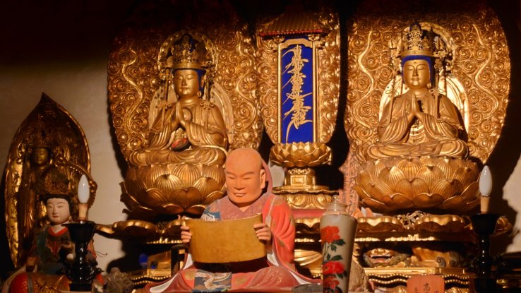Background during Soil & Grain - Buddhist statues inside Kakurinbo temple hall