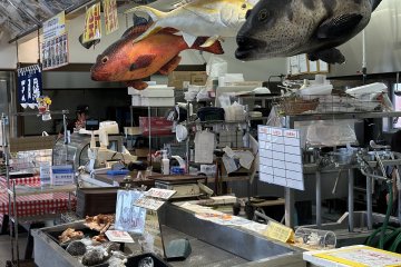 Abundant seafood in the fish market