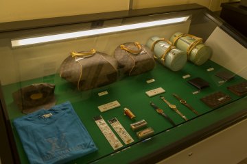 This exhibition displayed confiscated Yazuka goods at the Metropolitan Police Museum at Kyobashi