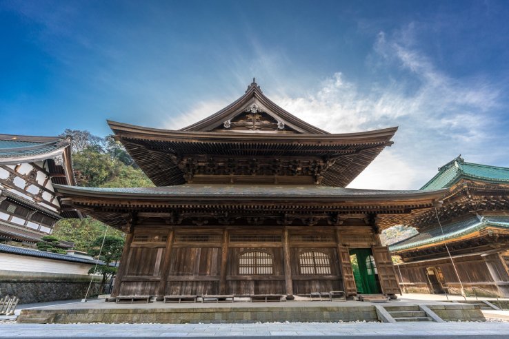 Temple buildings at Kencho-ji