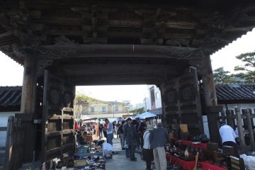 Selling under the gate
