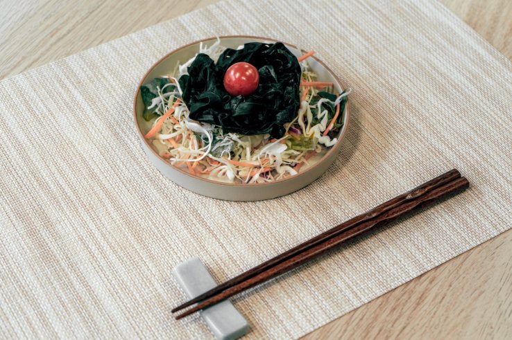Le wakame de Kawamura dans une salade