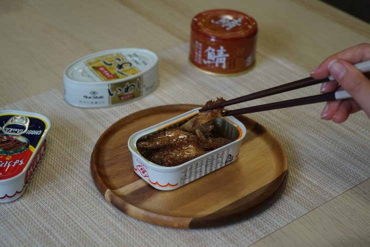Taste testing the kabayaki-style canned herring