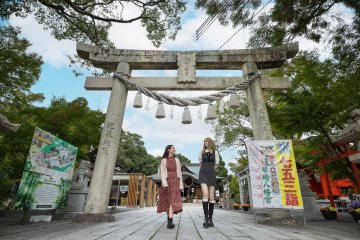 石鳥居