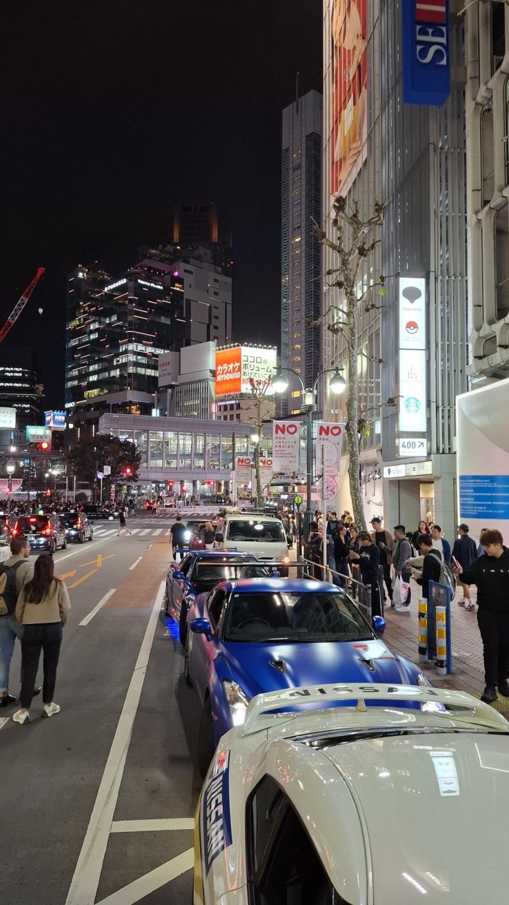 Shibuya Crossing Stop