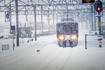 Train covered in Snow, northern part of Biwa Lake