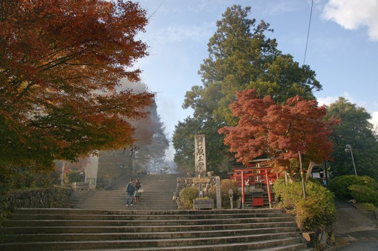 Kinpusen-ji during the autumn season