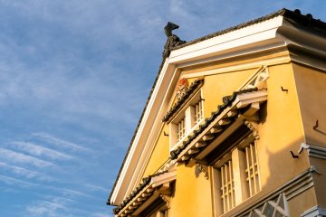 The Uchiko townscape enchants anew at sunrise, noon, and sunset.