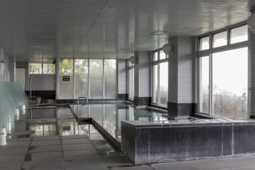 The men's bath is one of the most relaxing I've used