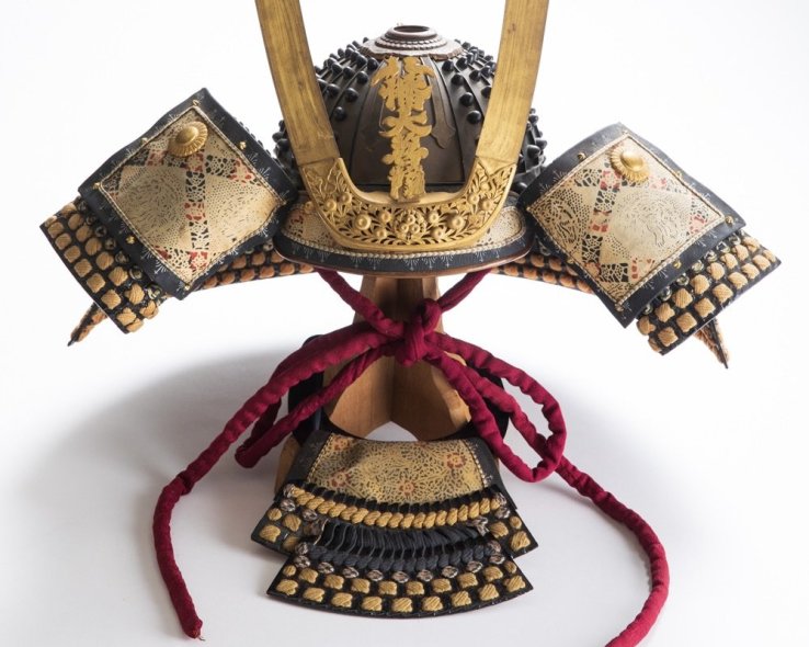 Helmet with leather detailing