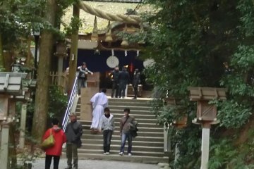 The entrance to Sai shrine in the Omiwa shrine complex