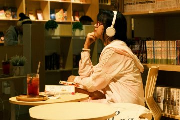 What is a Manga Cafe?