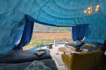Dome tents at Glamping B&V