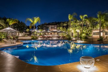 THE LIVING GARDEN "Garden Pool" at Phoenix Seagaia Ocean Tower