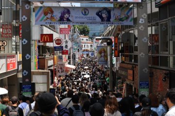 Tourists swarming through Harajuku’s Takeshita Street
