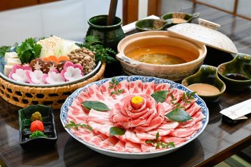 Black pork shabu shabu (©Kagoshima City)
