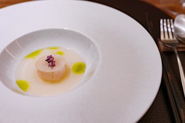 Artful dish