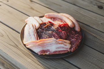 BBQ set with Saitama produce