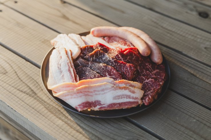 BBQ set with Saitama produce