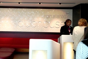 <p>Virgin Atlantic Business Class Lounge and Clubhouse at London Heathrow</p>