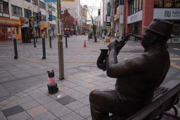 <p>Saxophonist dan para penontonnya.</p>