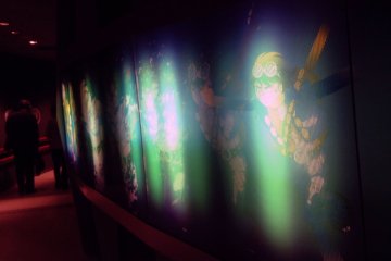 Ramps circle upwards, flanked by images from Ishinomori's comic books. There is also an elevator in the museum, making this a tourist attraction suitable for those with mobility issues.