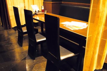 Signature dishes include the bibimbap, seafood pancake and finger food, which all go really well with beer.