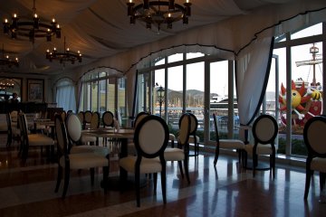 The Tea Clipper Lounge where you can enjoy French pastries and Italian gelato