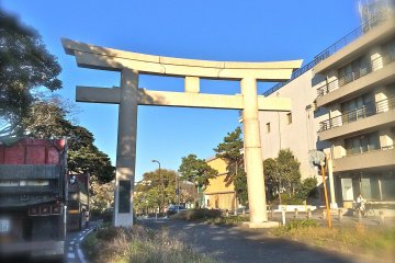 Just beyond this concrete torii gate is Freshness Burger on your left