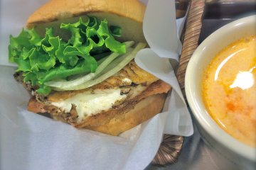 The Salmon Egg Burger set with Tomato Clam Chowder, 850yen