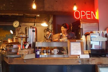 Smooch is a Californian concept that specialises in coffee and monster cookies.