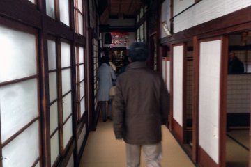 <p>An inner temple hallway leads to the mediation room.</p>