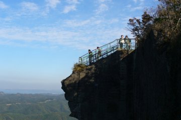 The Jigoku-nozoki ("a peep at Hell")