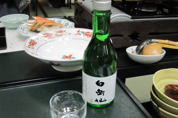 I chose Hakugakusen, one of Fukui's local Sakes