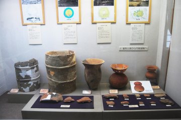 <p>Earthenware from the&nbsp;Kofun period</p>