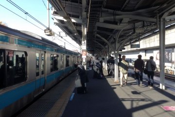 <p>A view from the platform. The station is easily accessed by the Keihin line via a 15-25 minute trip from Tokyo station.&nbsp;</p>