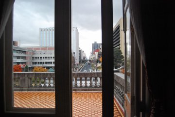 <p>Veranda with view of&nbsp;Yamagata&nbsp;City</p>
