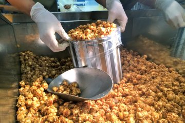 One of the sensational&nbsp;signature flavors available at Garrett Popcorn Shops:&nbsp;CaramelCrisp