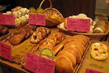 <p>Assorted danishes and melon pan</p>