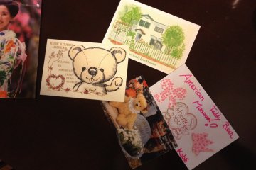 <p>Memories from the American Teddy Bear Museum: a&nbsp;thank&nbsp;you note&nbsp;and a post card&nbsp;we bought</p>