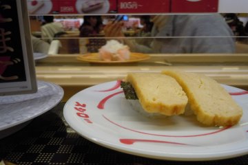 <p>Here's my young&nbsp;son's favorite egg/nori on rice. I find the egg too sweet, but I am sure that is why my son loves it</p>