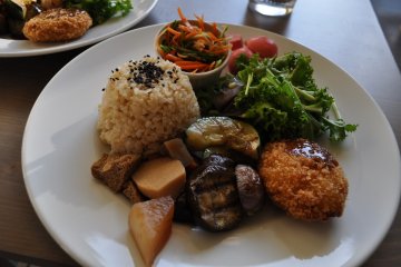 Naturalia in Kofu [Closed]