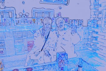 <p>It's a small place. It's really cold ( -8&ordm;C). Actually it's&nbsp;like taking a drink inside a huge freezer. But it's original. It's fun. You should try it once.</p>