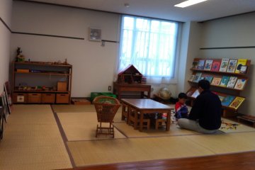 <p>Tatami playroom in the 'salon' on the ground floor</p>