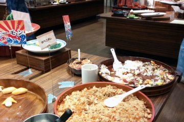 <p>A variety of foods are offered at the buffets, always with some kind of fish, sushi, or sashimi to suit the seaside town.&nbsp;Western pasta, steak, etc. can also be found so no matter what your palette&nbsp;is&nbsp;you will find something tasty to enjoy.</p>