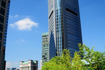 <p>The Park Hotel Tokyo is in Shiodome (Shinbashi&nbsp;station)&nbsp;a futuristic skyscraper district of Tokyo.</p>
